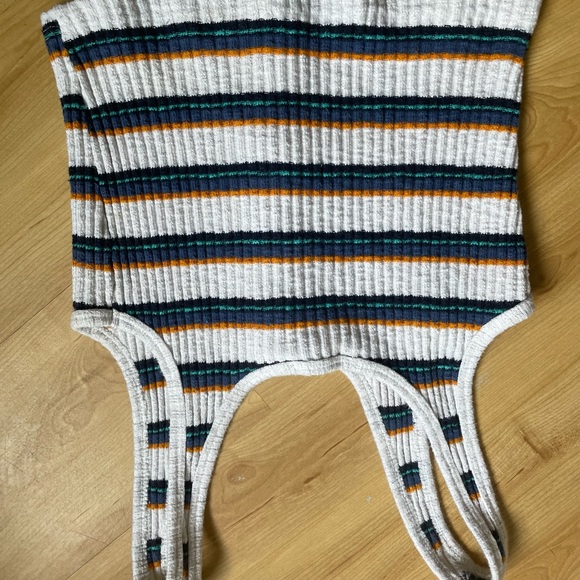 Forever 21 crop top - Picture 3 of 3